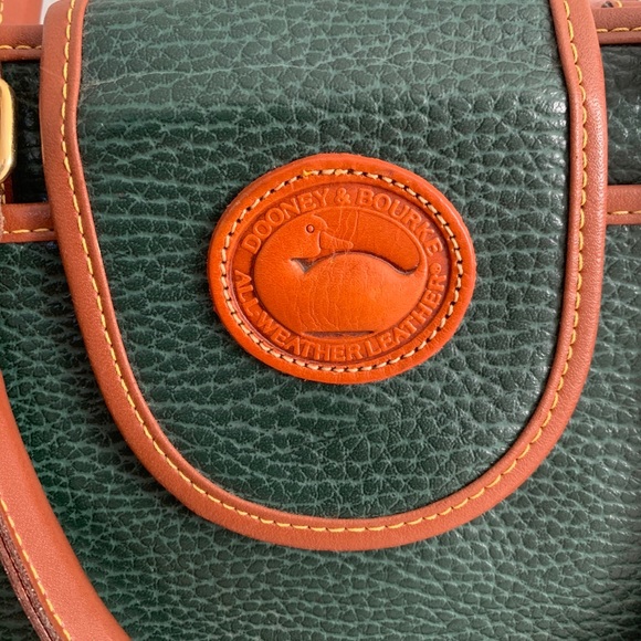 Vintage Dooney & Bourke - Picture 3 of 8